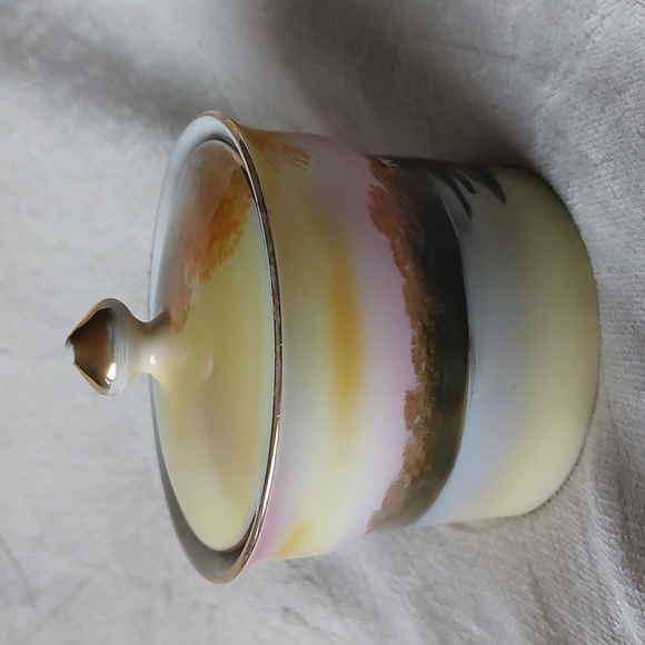 Noritake ceramic hand painted sugar bowl with lid tree and house design - Picture 2 of 9